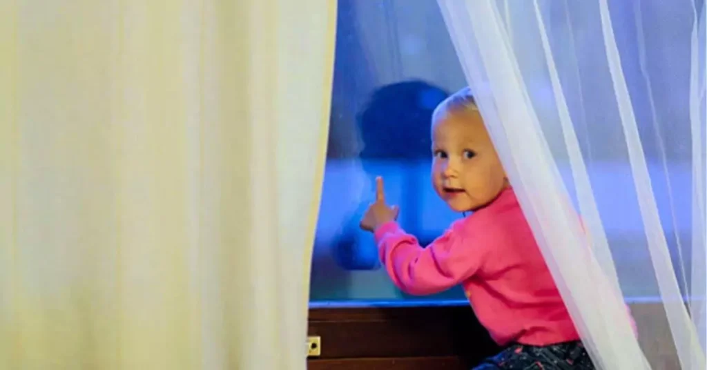 how-to-baby-proof-curtains